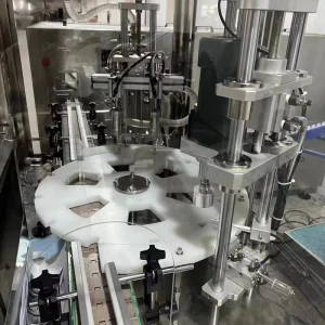 10ml-100ml PET Plastic Bottle Pneumatic Motor Carbonated Drink Filling and Capping Machine
