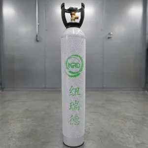 CALIBRATION GAS CH4 Methane 10% Balance Nitrogen in a 103 Liter Cylinder C 10 Connection