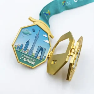 Casting Openable Marathon Medal Zinc Alloy Gold Plated Magnetic Design Custom Logo City Marathon Sports Tradeshow Giveaways
