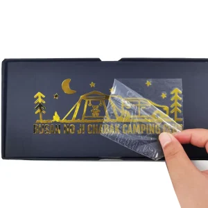 China Factory Direct Supply Custom UV Metal Gold Foil Transfer Glossy Matt Color Adhesive Vinyl Logo Sticker Roll Printing