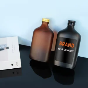 Hot Sell Matte Black Amber 200ml 300ml 500ml 750ml 1000ml Flat Glass Screw Cap Eco friendly Liquor Wine Whiskey Vodka Bottle