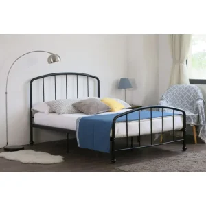 Latest Designs Bedroom Furniture Iron Bed for Sales Metal Bed
