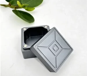 Manufacturer Customized Square Magnetic Zinc Alloy Metal Box for Billiard Chalk Storage