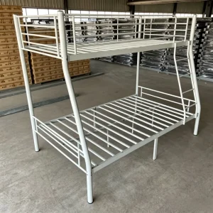 Modern Designer Iron Bunk Bed Luxury Kids Bed Frame Set Beauty and Smart Beds for Home School Department Apartment Use
