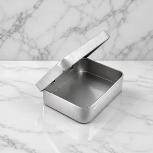 Silver Rectangular Tinplate Cigarette Candy Mint Packaging Hinged Mini Tin Boxes Embossed Logo Recycled Materials