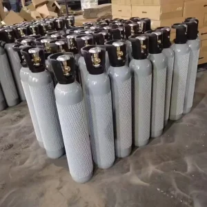 Steel O2 and CO2 gas cylinders