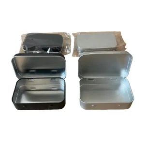 Tinplate One-Piece Flip-Top Badge Box for Bracelets Rings and Necklaces Portable Small Black Box